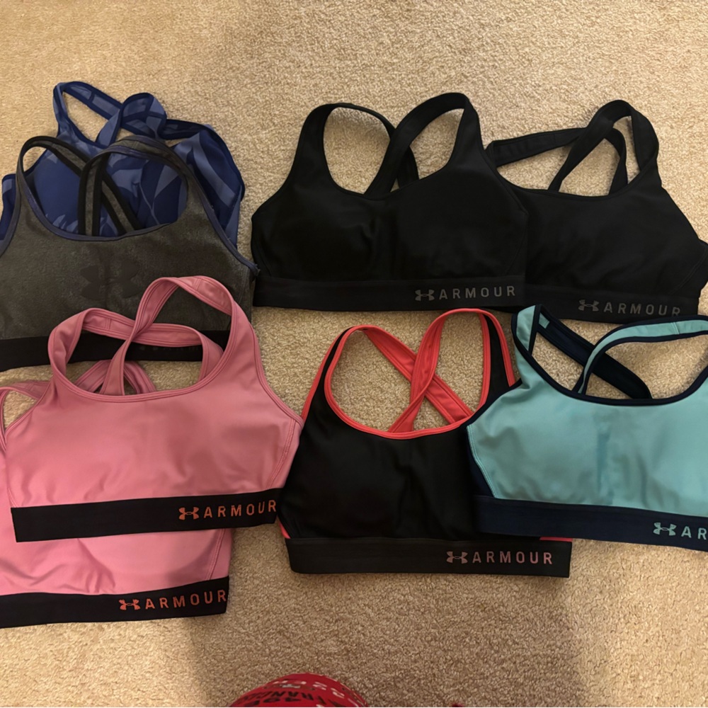 Under Armour Mid Crossback Sports Bra Bundle